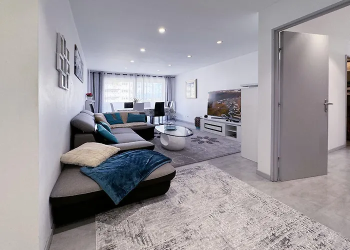 Chez Velia Grand 4 Pieces, Parking Prive Et Emplacement Ideal