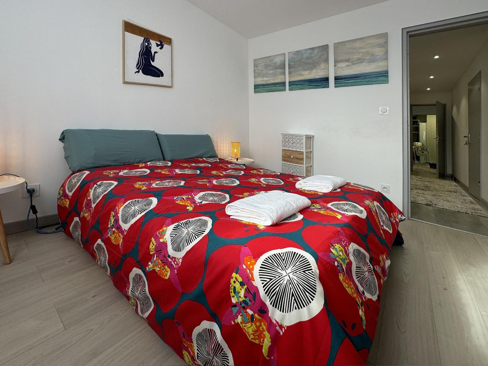 Appartement Chez Velia Grand 4 Pieces, Parking Prive Et Emplacement Ideal *