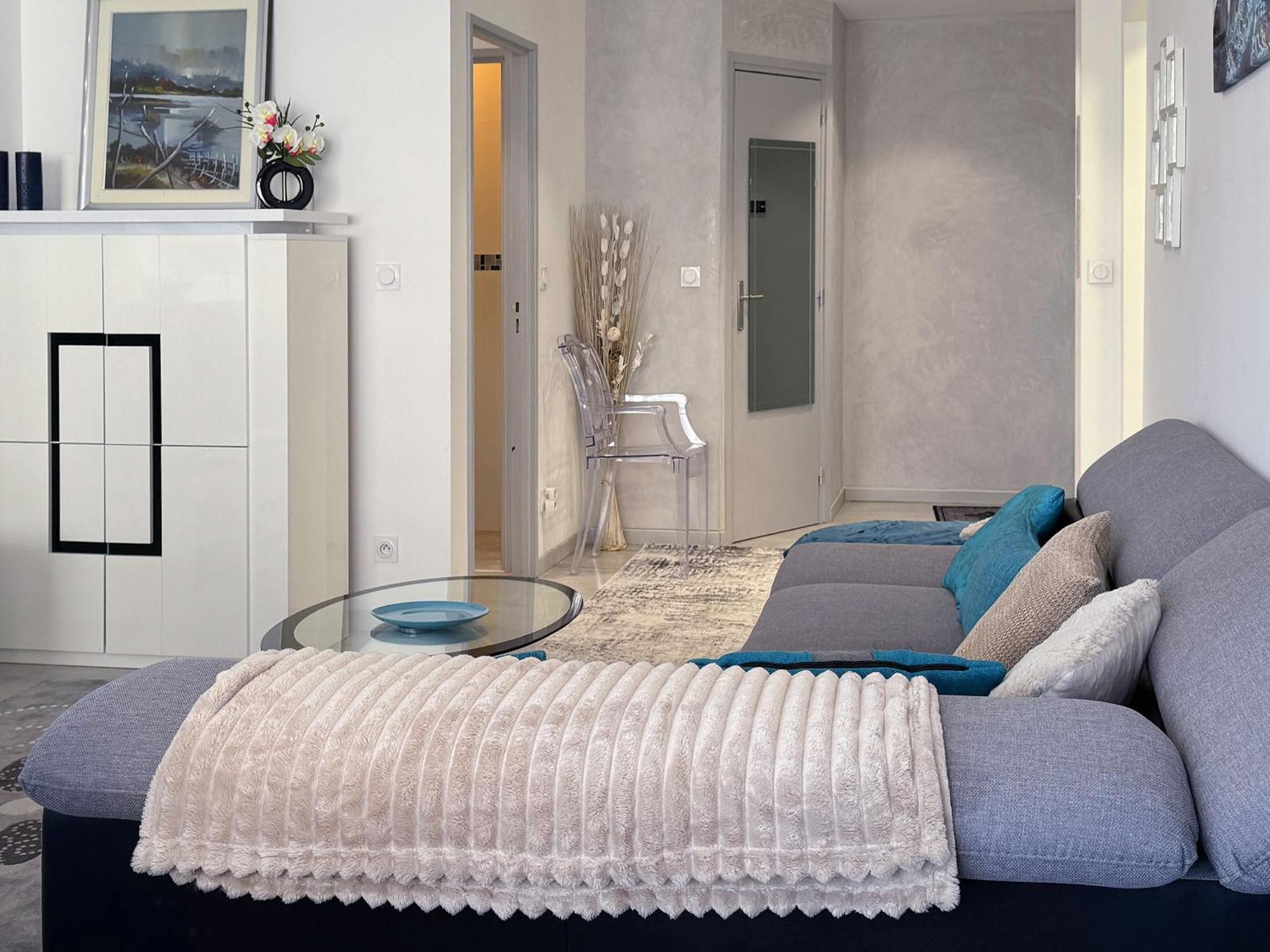 Appartement Chez Velia Grand 4 Pieces, Parking Prive Et Emplacement Ideal