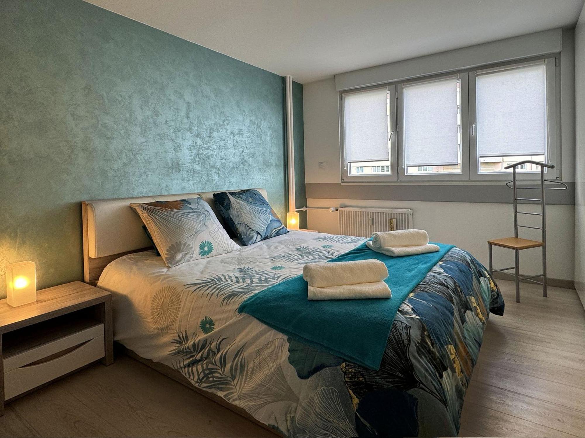 Chez Velia Grand 4 Pieces, Parking Prive Et Emplacement Ideal * Strasbourg