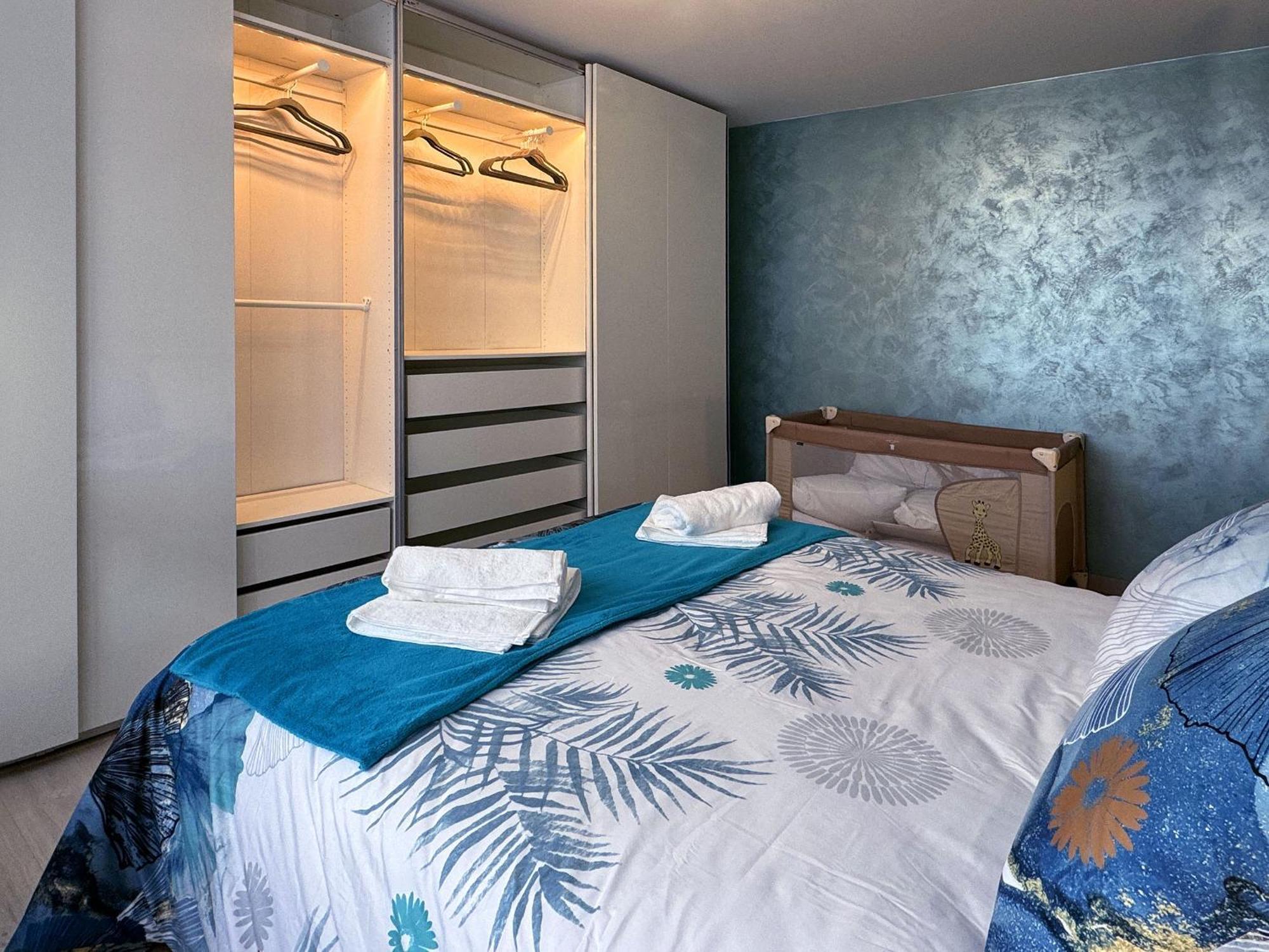 Chez Velia Grand 4 Pieces, Parking Prive Et Emplacement Ideal *